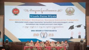 sewa videotron led screen indoor semarang - harga sewa videotron led screen indoor semarang